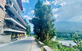 Hotel Hollywood Manali - A True Riverview Hotel